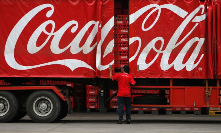 Coca-Cola ofrece oportunidades laborales en España: ¡Únete al equipo de innovación y sabor!